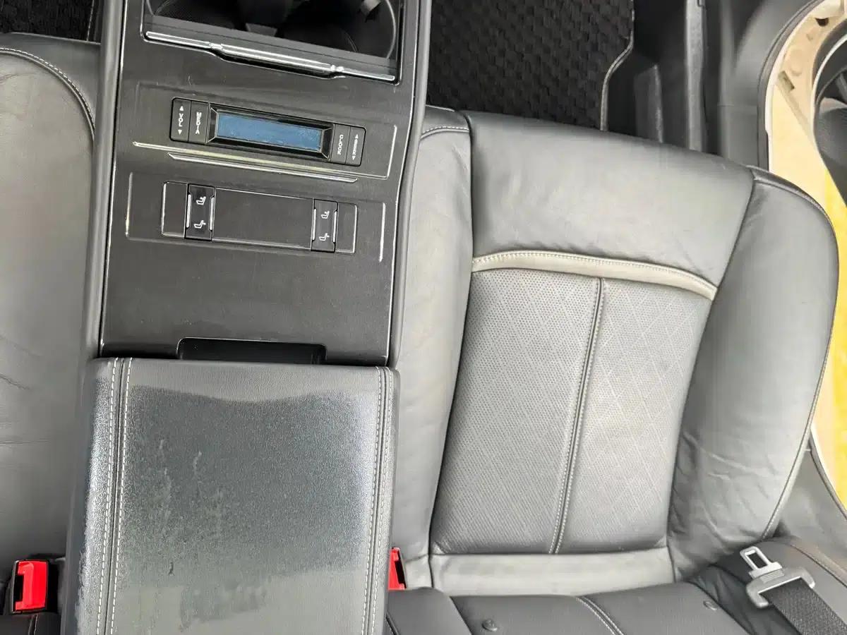 Taurus 2018 EcoBoost 245 Premium Edition (China V Emission Standard) — миниатюра 17