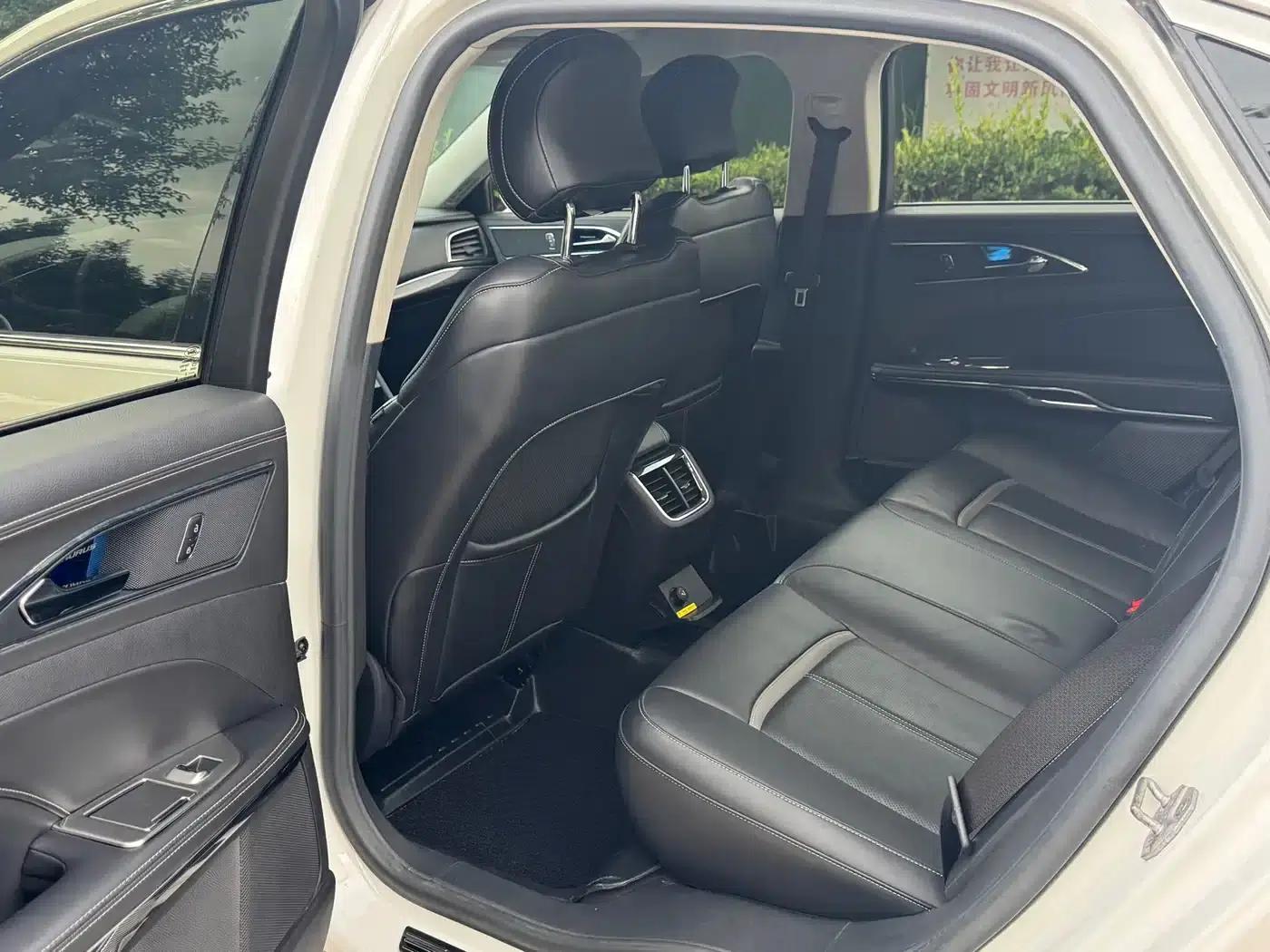 Taurus 2018 EcoBoost 245 Premium Edition (China V Emission Standard) — миниатюра 7