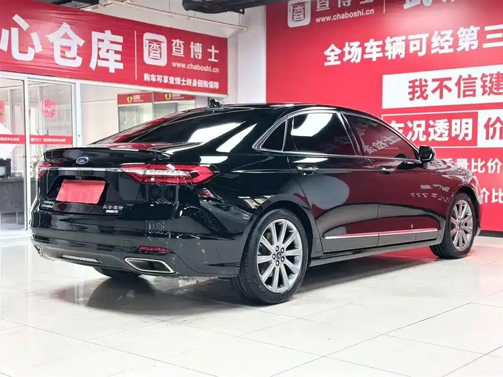 2019 Taurus EcoBoost 245 Premium Edition — миниатюра 6