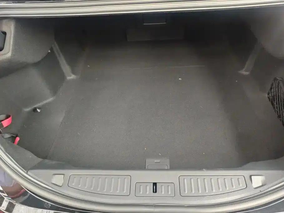 2019 Taurus EcoBoost 245 Premium Edition — миниатюра 4