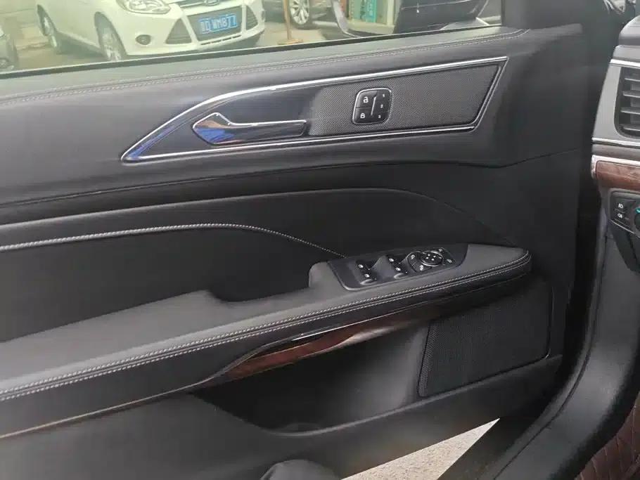 Taurus 2015 EcoBoost 325 V6 Flagship — миниатюра 7