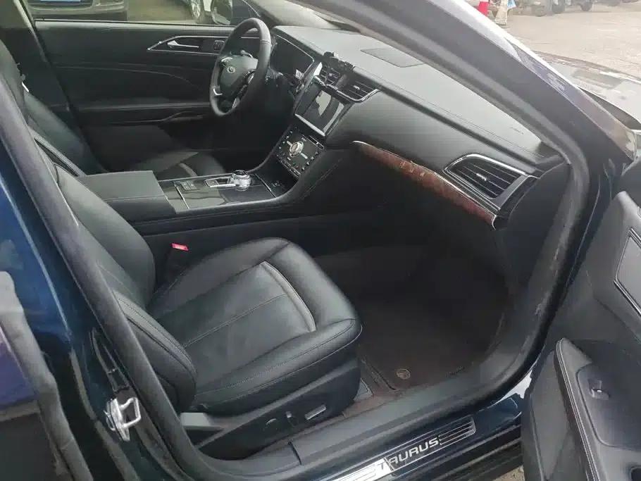 Taurus 2015 EcoBoost 325 V6 Flagship — миниатюра 8