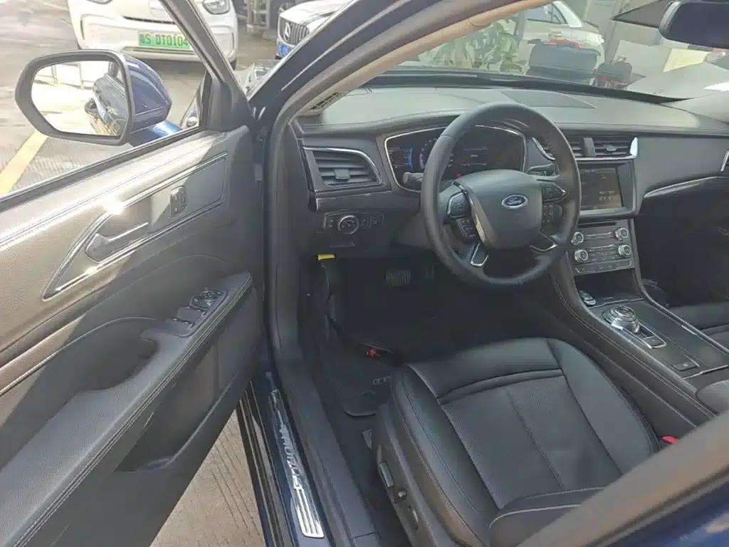 2015 Taurus EcoBoost 245 Fashion Edition — миниатюра 16