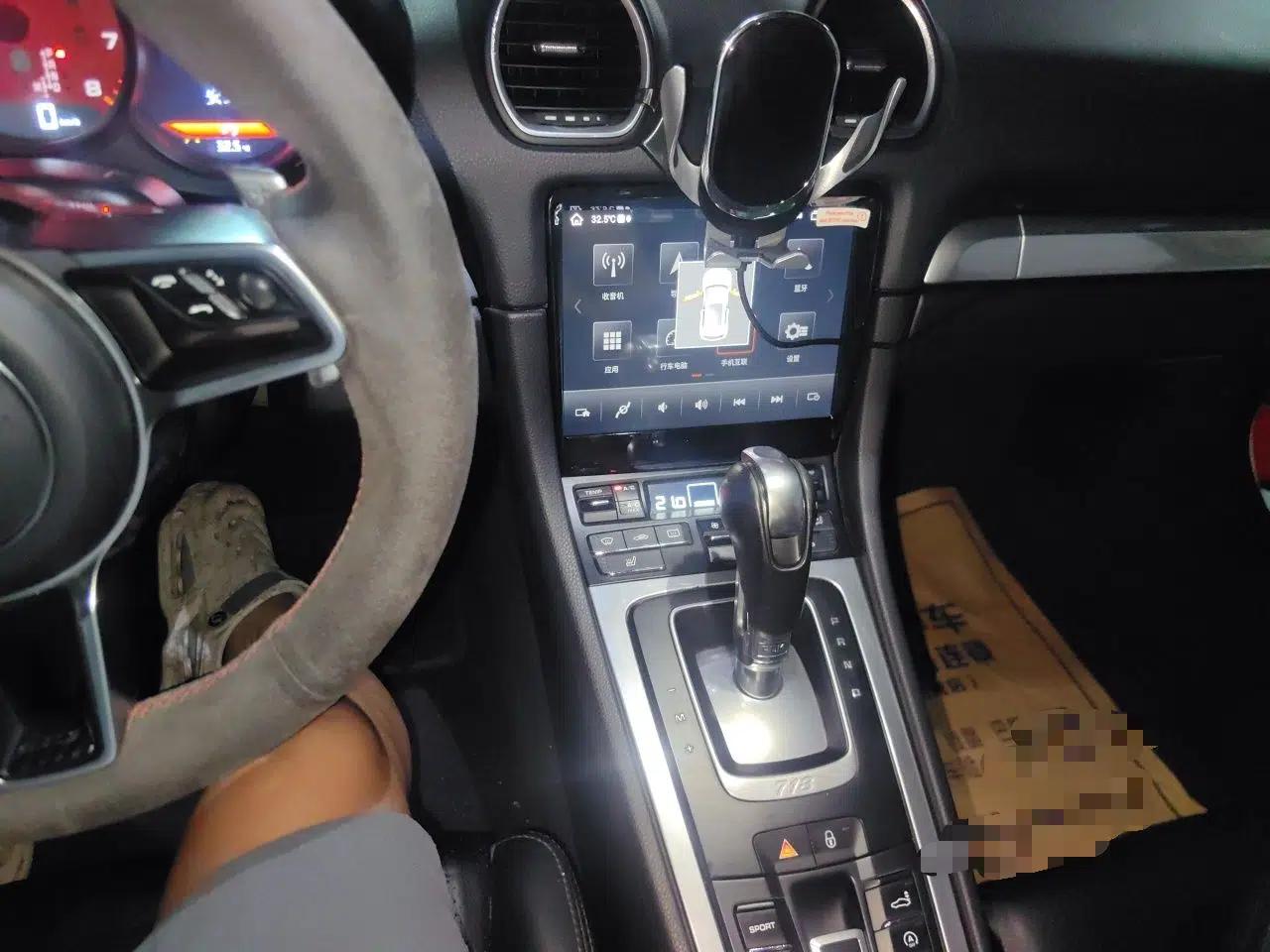 Porsche 718 2016 Boxster 2.0T — миниатюра 13