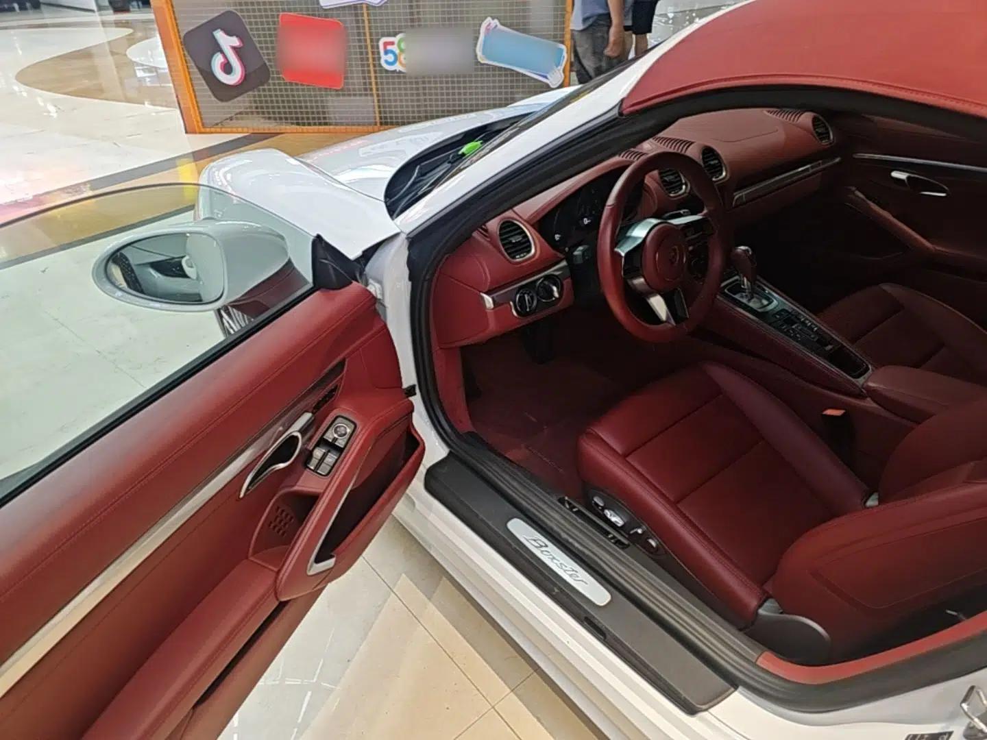 Porsche 718 2022 Boxster 2.0T — миниатюра 23