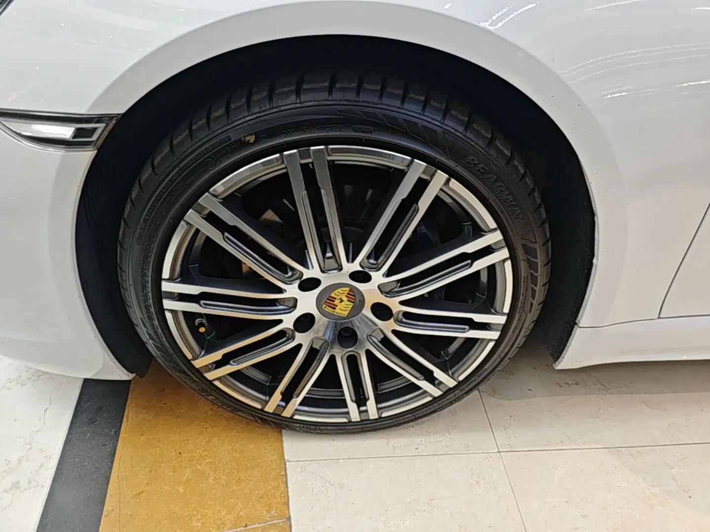 Porsche 718 2022 Boxster 2.0T — миниатюра 10
