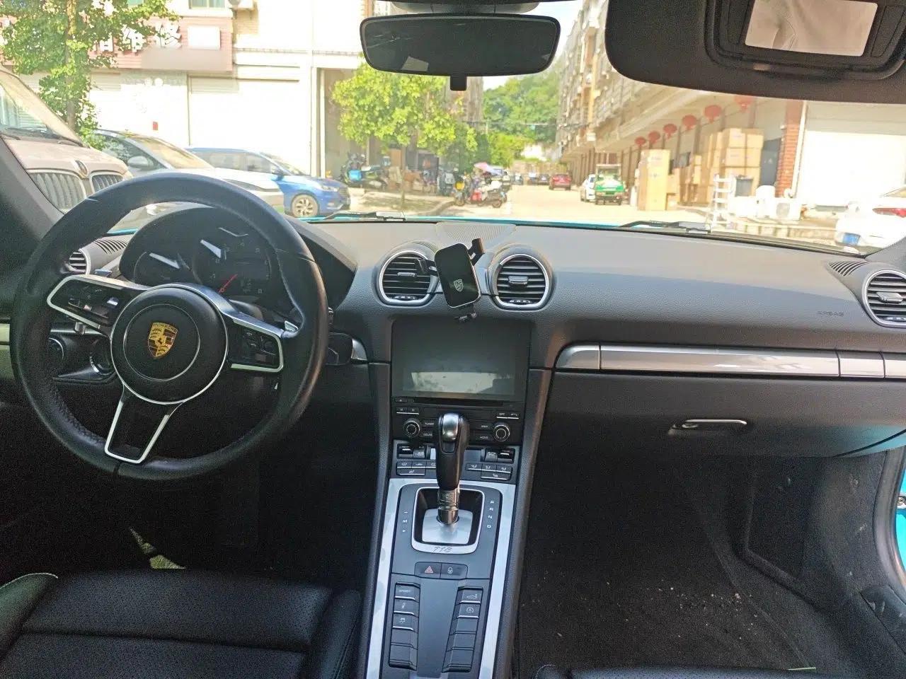 Porsche 718 2016 Cayman 2.0T — миниатюра 9