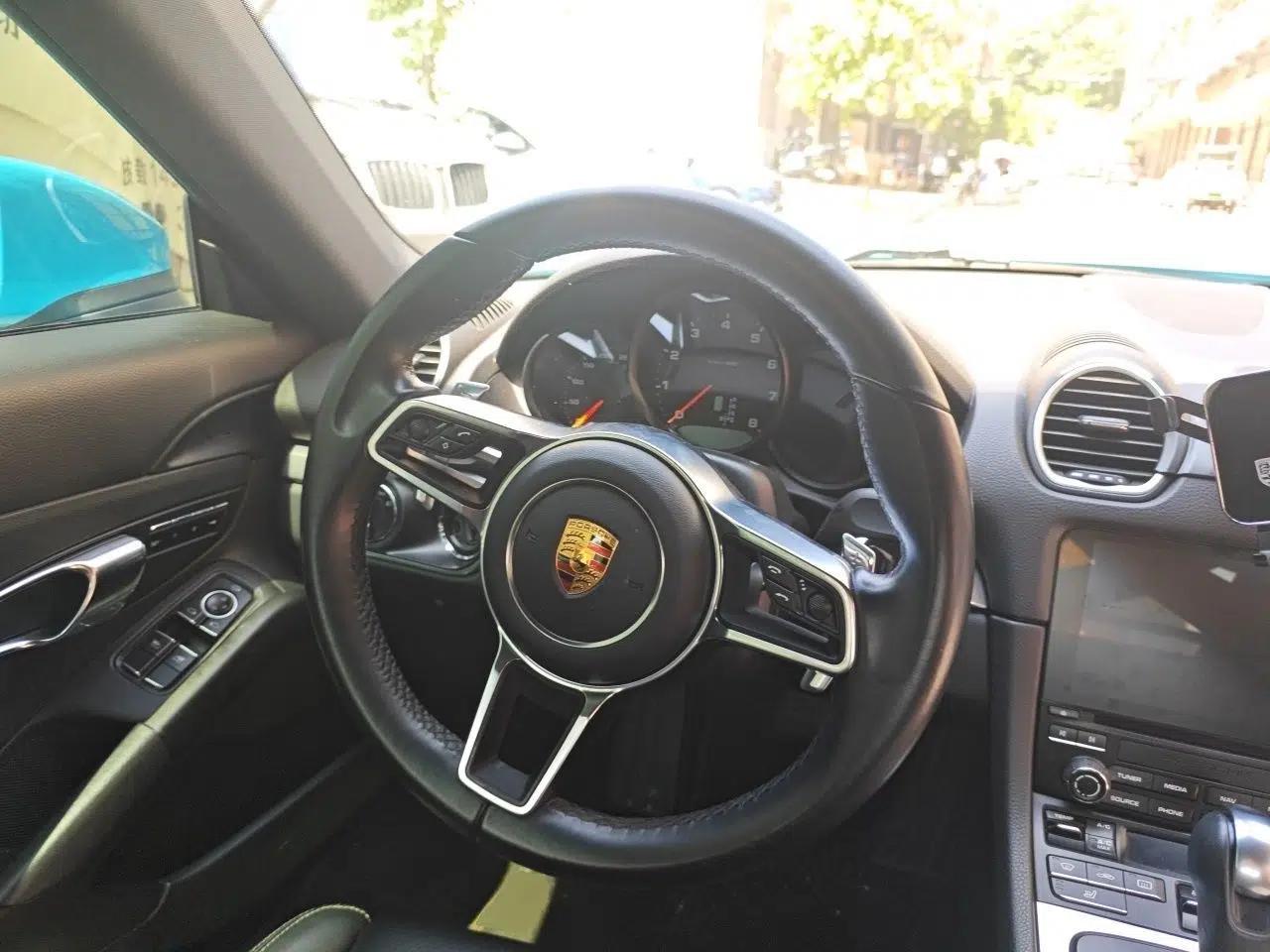 Porsche 718 2016 Cayman 2.0T — миниатюра 10
