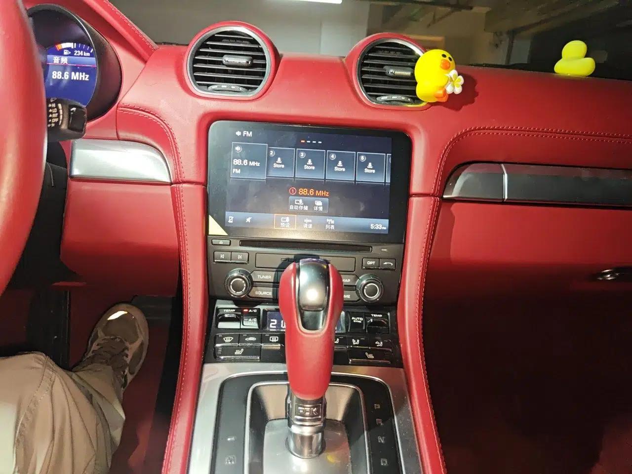 Porsche 718 2020 Cayman 2.0T — миниатюра 13