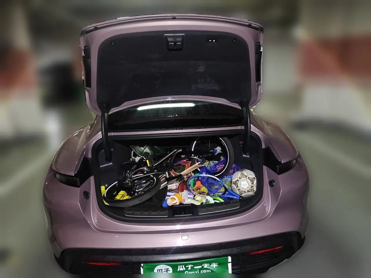 Porsche Taycan 2020 Taycan — миниатюра 19