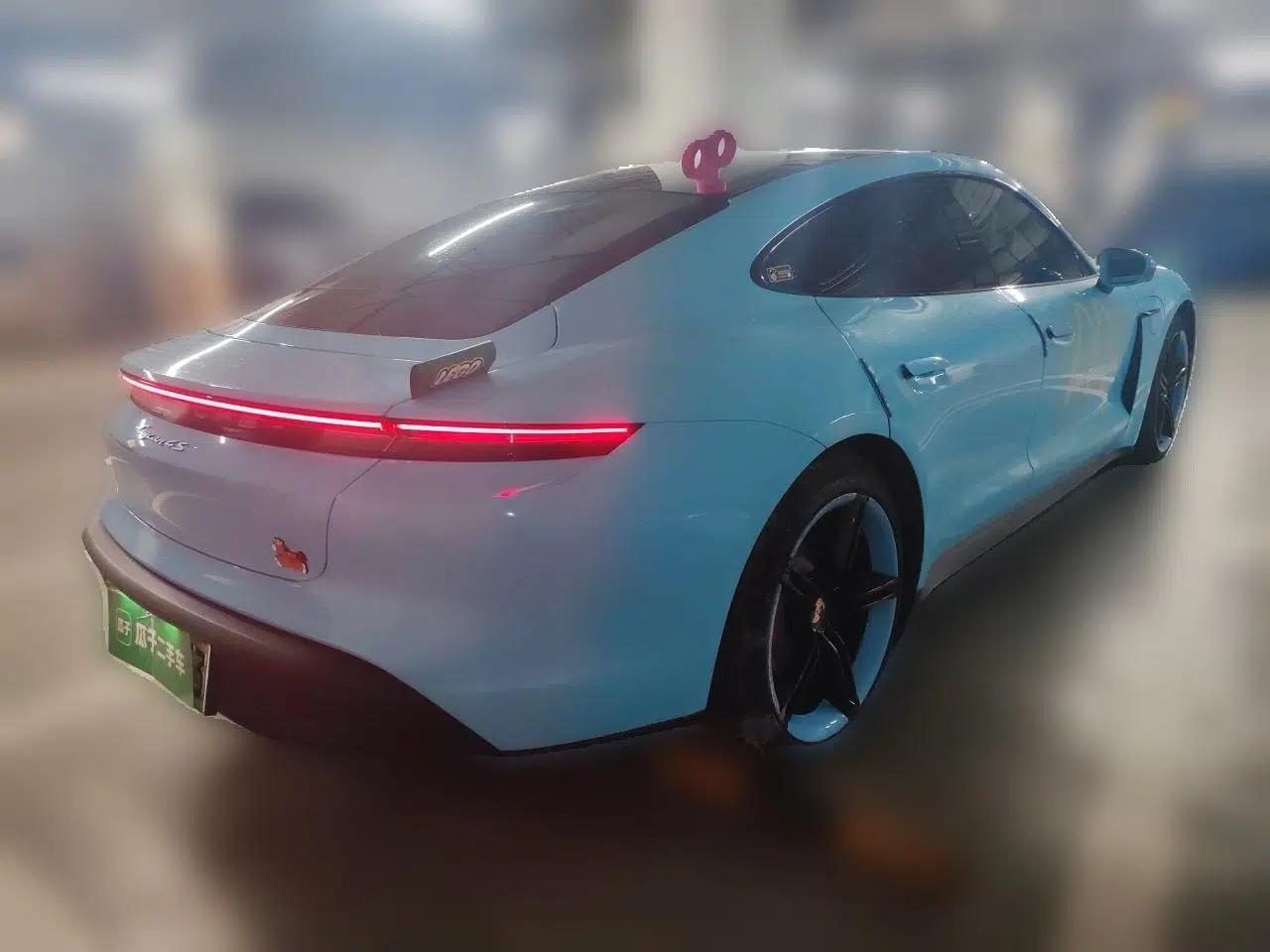 Porsche Taycan 2019 Taycan 4S — миниатюра 6