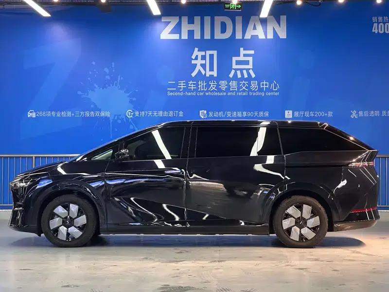 XPeng X9 2024 Model 640 AWD High Performance Max — миниатюра 4