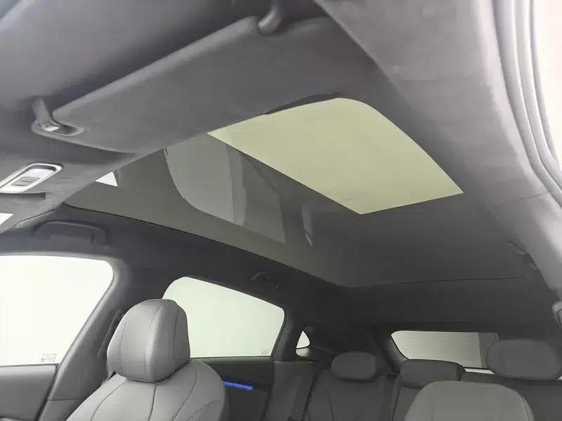 XPeng G7 2026 Pure Electric 702 Max Flagship Edition — миниатюра 19
