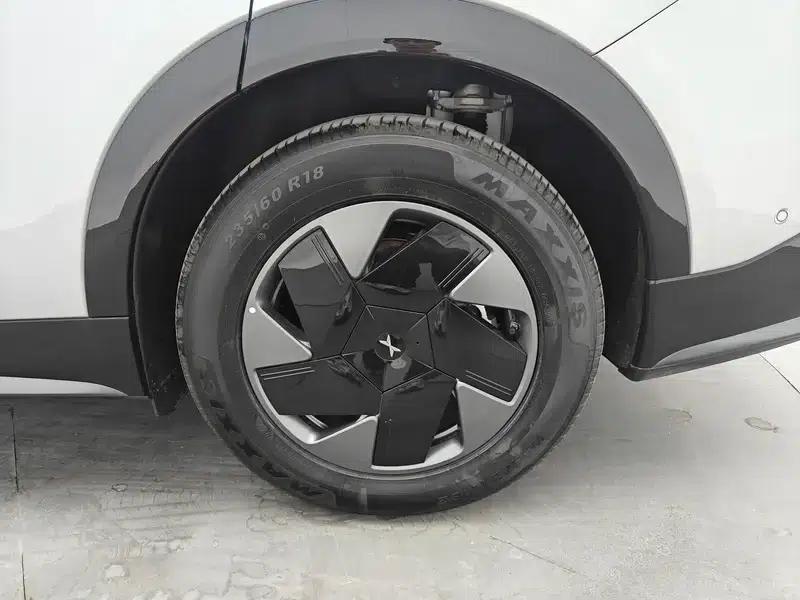 XPeng G7 2026 Pure Electric 702 Max Flagship Edition — миниатюра 9