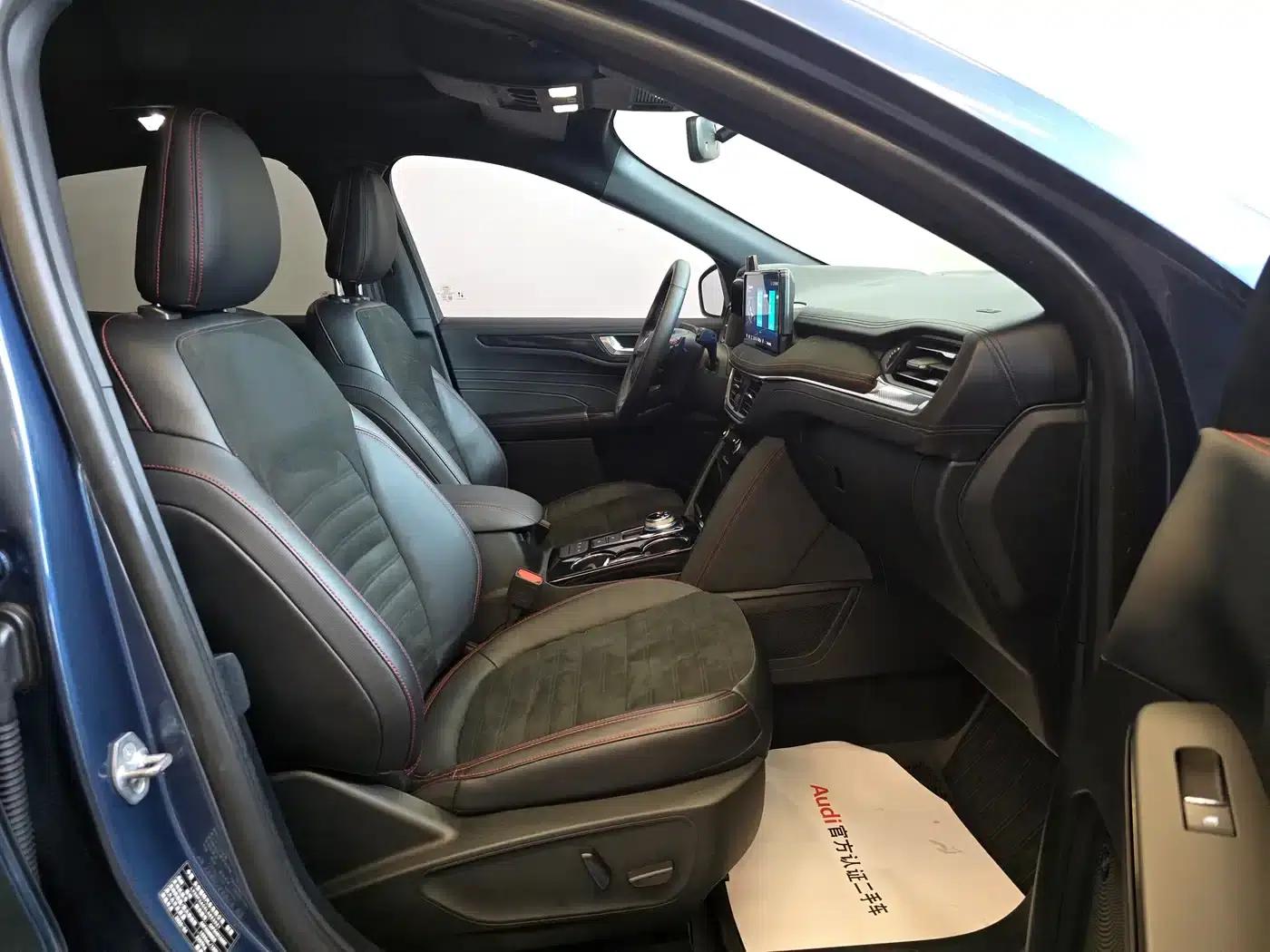 Escape 2020 EcoBoost 245 AWD ST-LINE — миниатюра 16