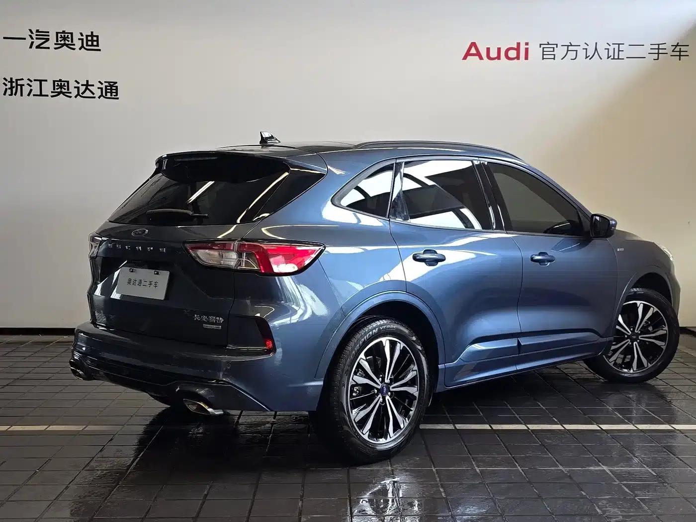Escape 2020 EcoBoost 245 AWD ST-LINE — миниатюра 3