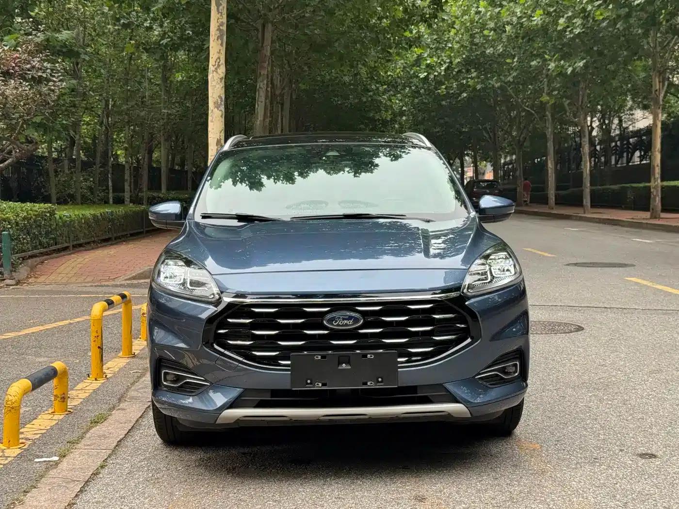 Escape 2020 EcoBoost 245 AWD Premium Edition — миниатюра 2