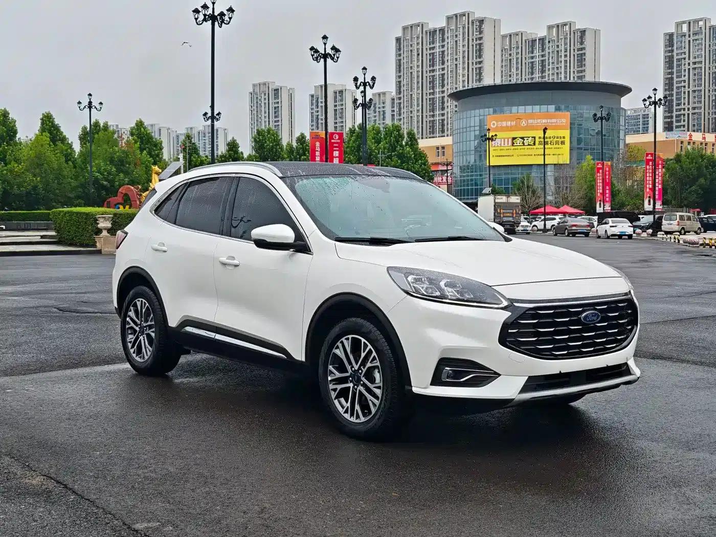 Escape 2020 EcoBoost 245 2WD Premium Edition — миниатюра 3