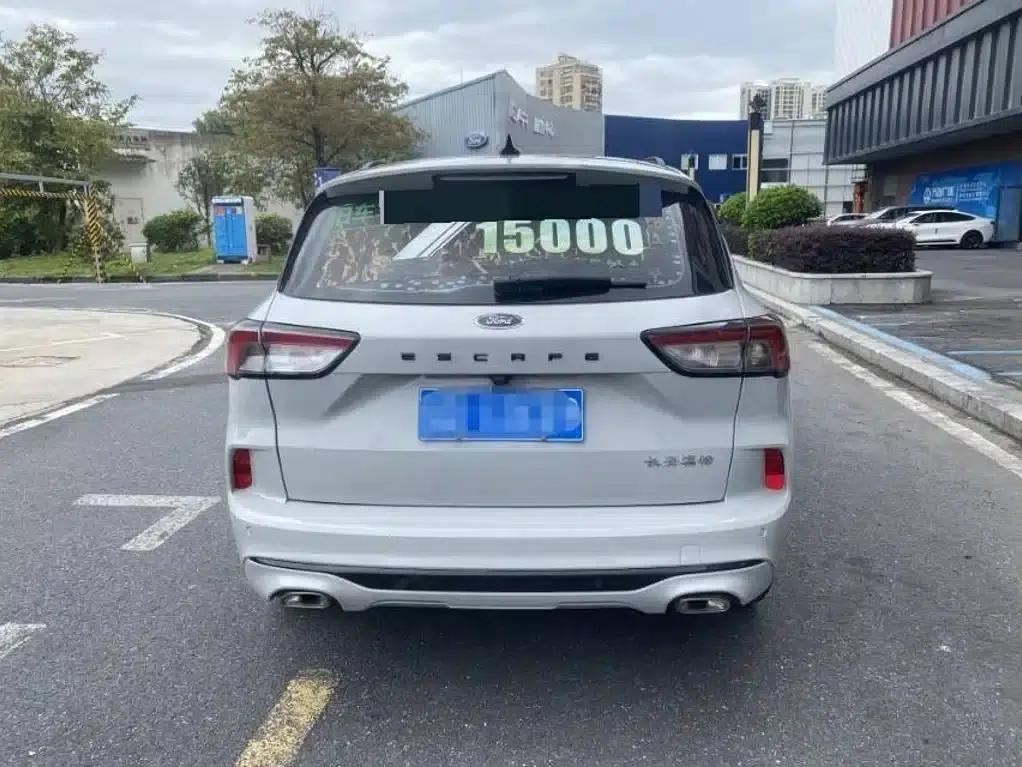 Escape 2024 EcoBoost 245 AWD ST-Line Pro — миниатюра 4