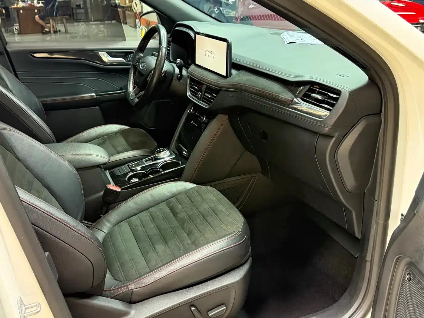 Escape 2020 EcoBoost 245 AWD ST-LINE — миниатюра 12