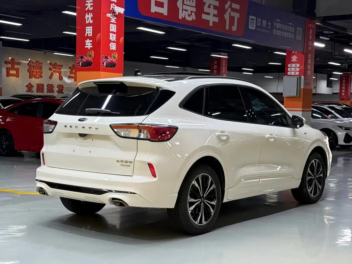 Escape 2020 EcoBoost 245 AWD ST-LINE — миниатюра 5