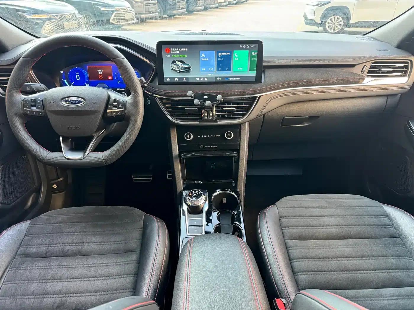 Escape 2020 EcoBoost 245 AWD ST-LINE — миниатюра 4