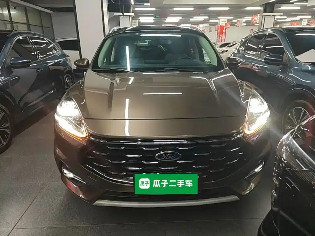 Escape 2020 EcoBoost 245 AWD Premium Edition — миниатюра 3