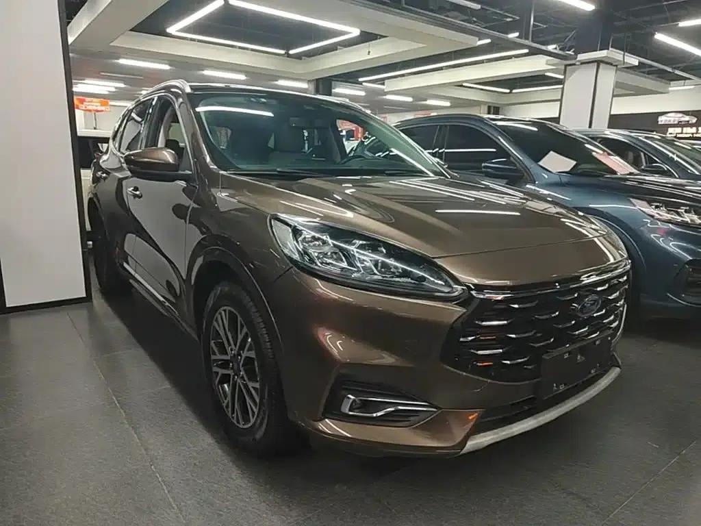 Escape 2020 EcoBoost 245 AWD Premium Edition — миниатюра 4
