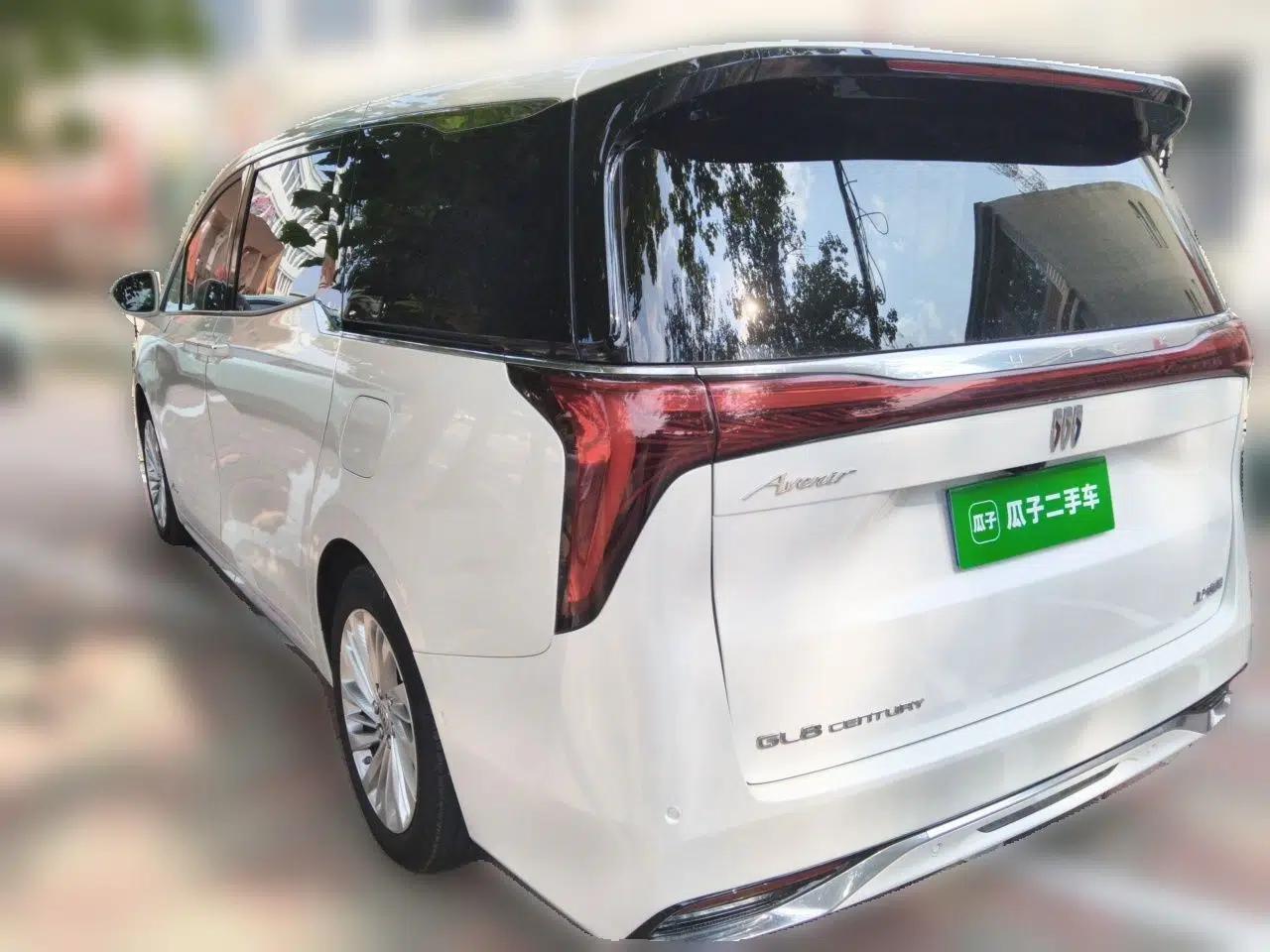 Buick Century 2025 2.0T Six-Seater YinShi Edition — миниатюра 4