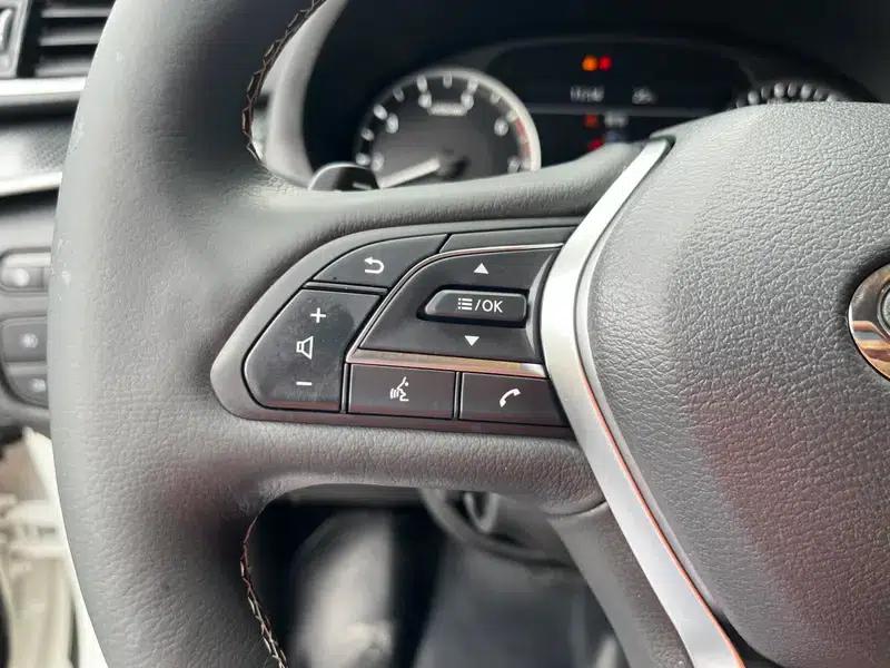 Infiniti QX50 2018 2.0T AWD Intelligent Edition — миниатюра 25