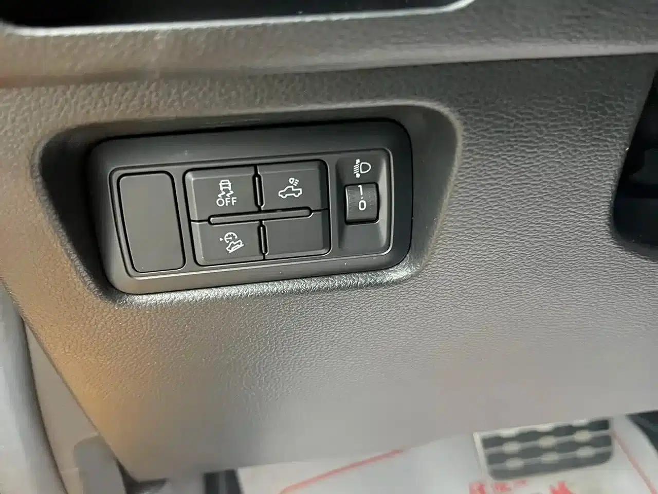 Ranger 2023 Mountain 4WD Automatic Gasoline — миниатюра 16