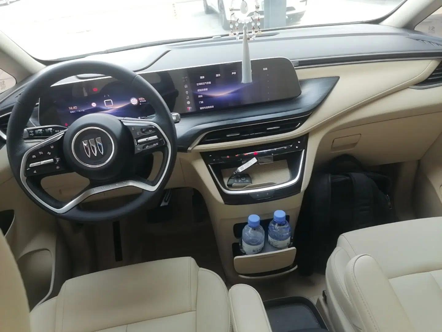 Buick GL8 New Energy 2025 Lu Shang Smart Enjoyment Edition 7-Seater — миниатюра 12