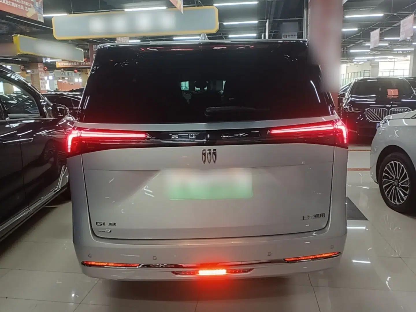 Buick GL8 New Energy 2025 Lu Shang Luxury Edition 7-Seater — миниатюра 5