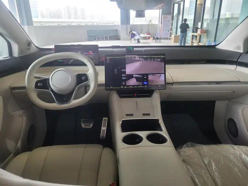 Zhijie R7 2025 Extended Range 53.4kWh Max Rear-Wheel Drive Version — миниатюра 14