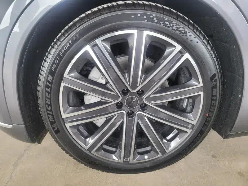 Zhijie R7 2025 Extended Range 53.4kWh Max Rear-Wheel Drive Version — миниатюра 8