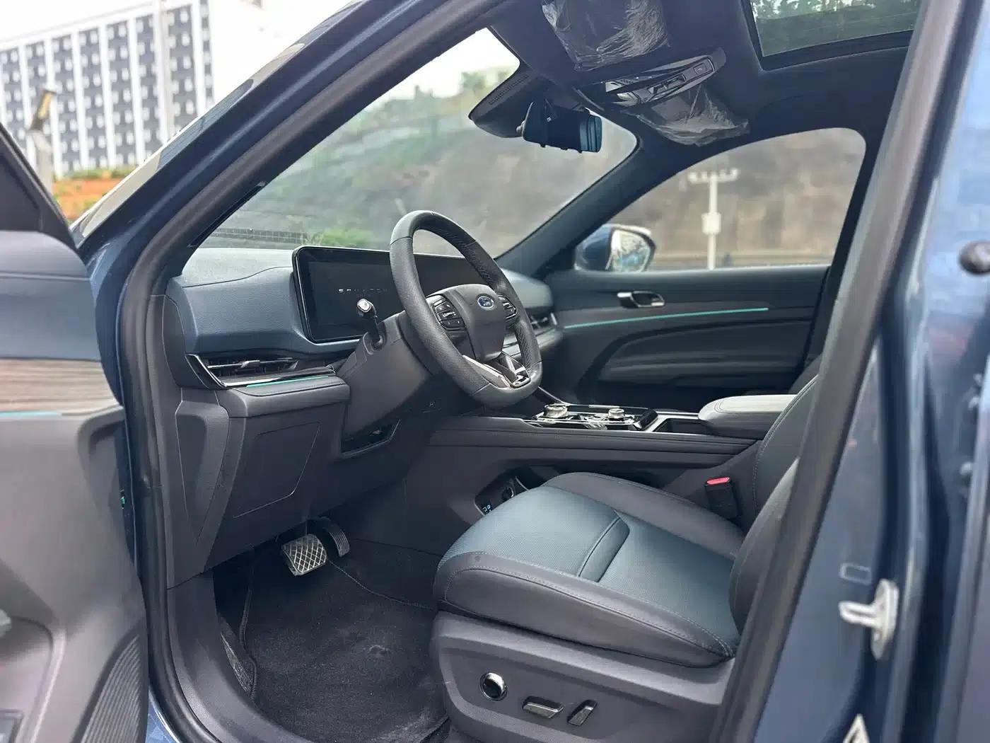 2022 EcoBoost 170 Premium Model — миниатюра 4