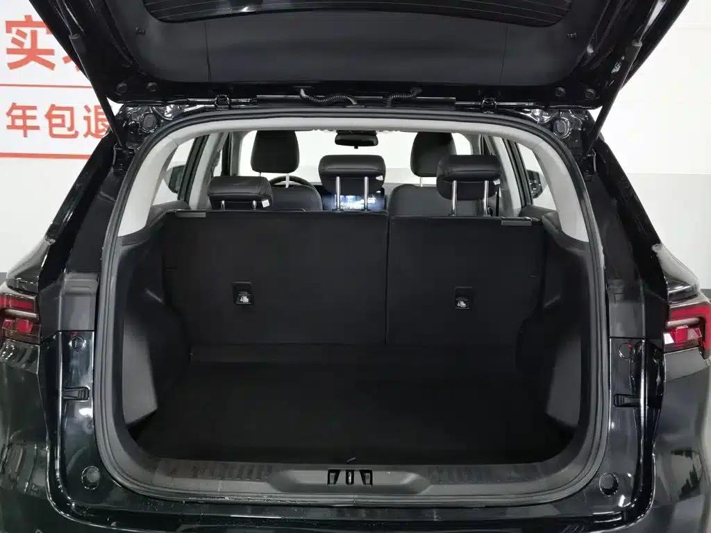 2023 EcoBoost 170 Platinum Edition — миниатюра 16