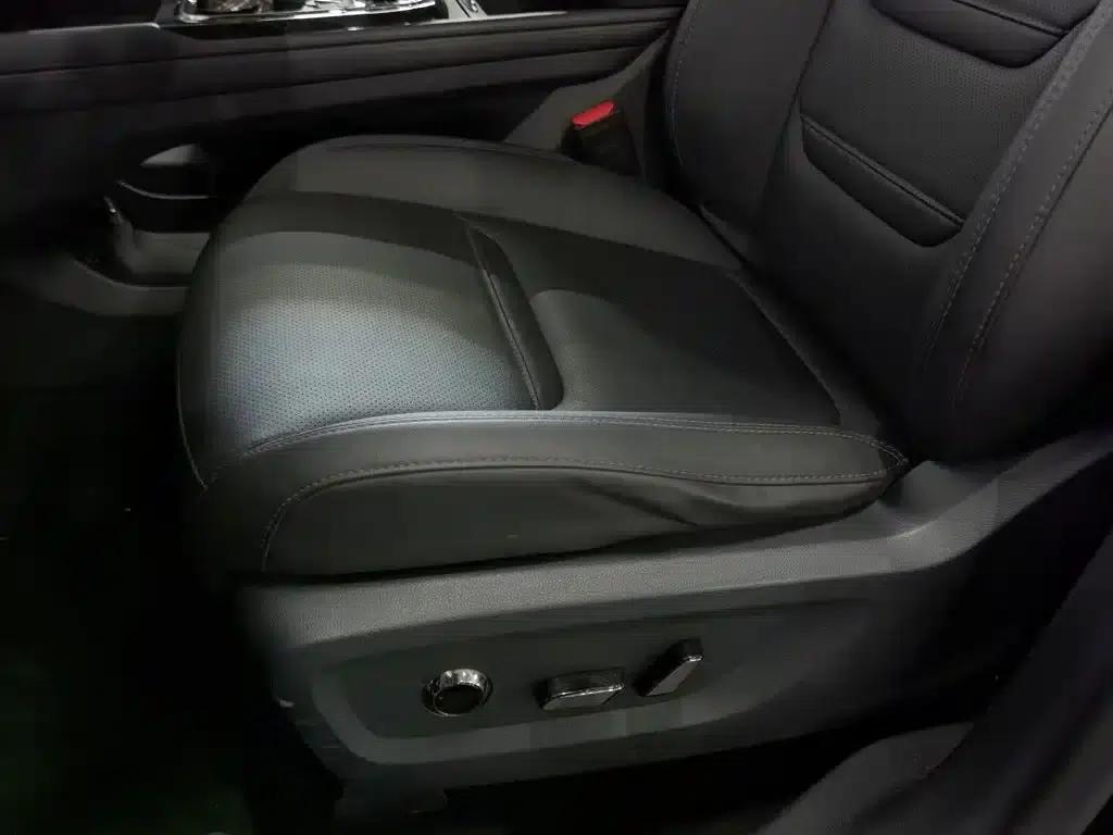 2023 EcoBoost 170 Platinum Edition — миниатюра 20