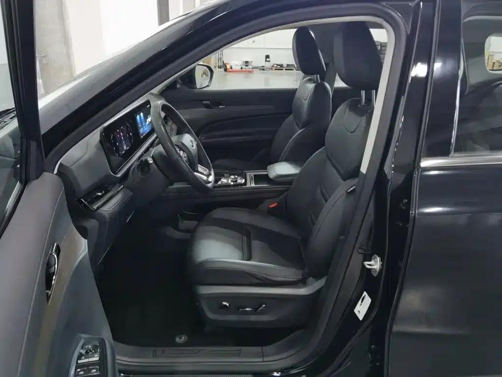 2023 EcoBoost 170 Platinum Edition — миниатюра 10