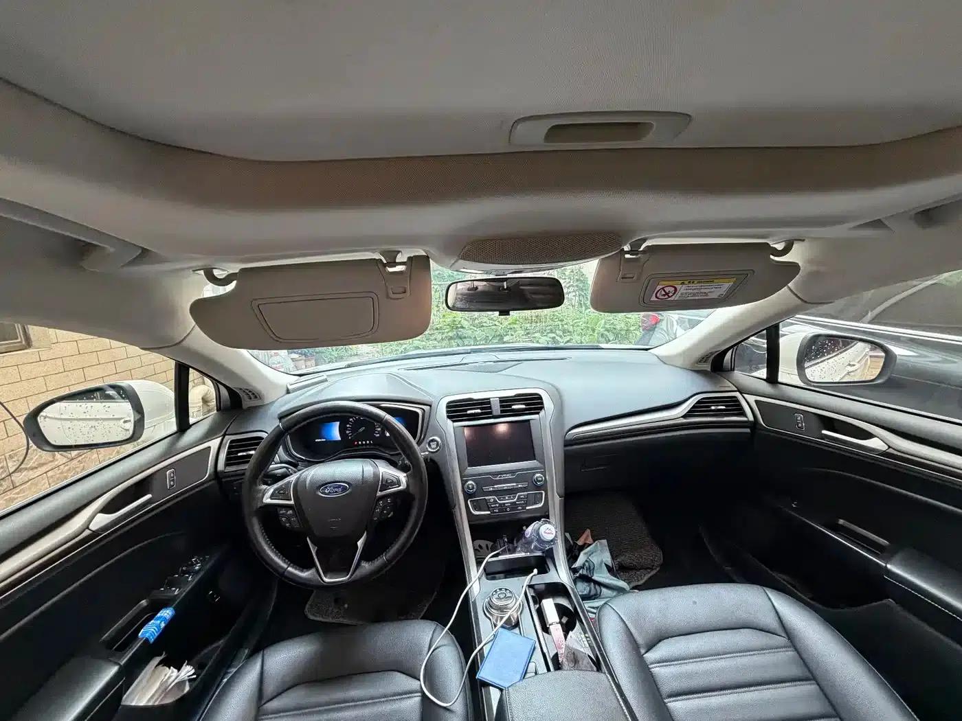 Mondeo PHEV 2018 2.0 PHEV Intelligent Control Fashion Model (National VI Emission Standard) — миниатюра 5