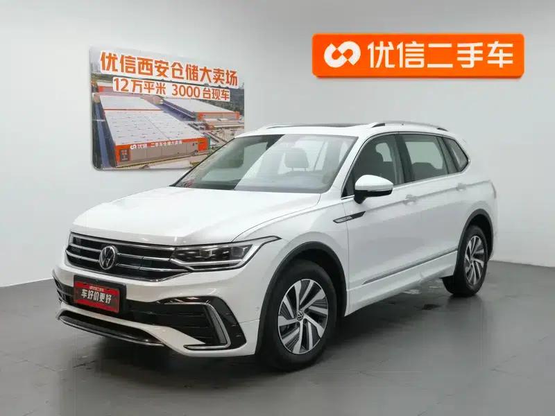 Tiguan L PHEV 2023 430PHEV Plug-in Hybrid Premium Edition — миниатюра 1