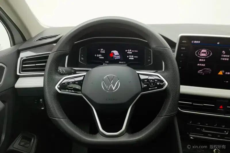 Tiguan L PHEV 2023 430PHEV Plug-in Hybrid Premium Edition — миниатюра 14