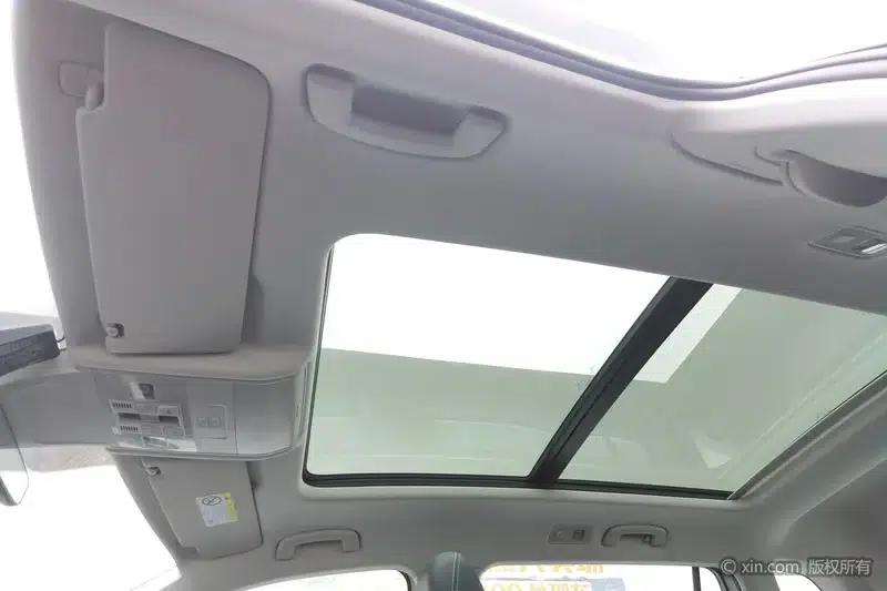 Tiguan L PHEV 2023 430PHEV Plug-in Hybrid Premium Edition — миниатюра 20