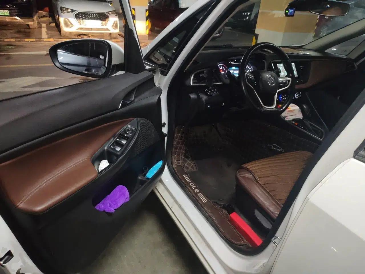 Buick GL6 2018 18T 6-Seater Luxury Model — миниатюра 16