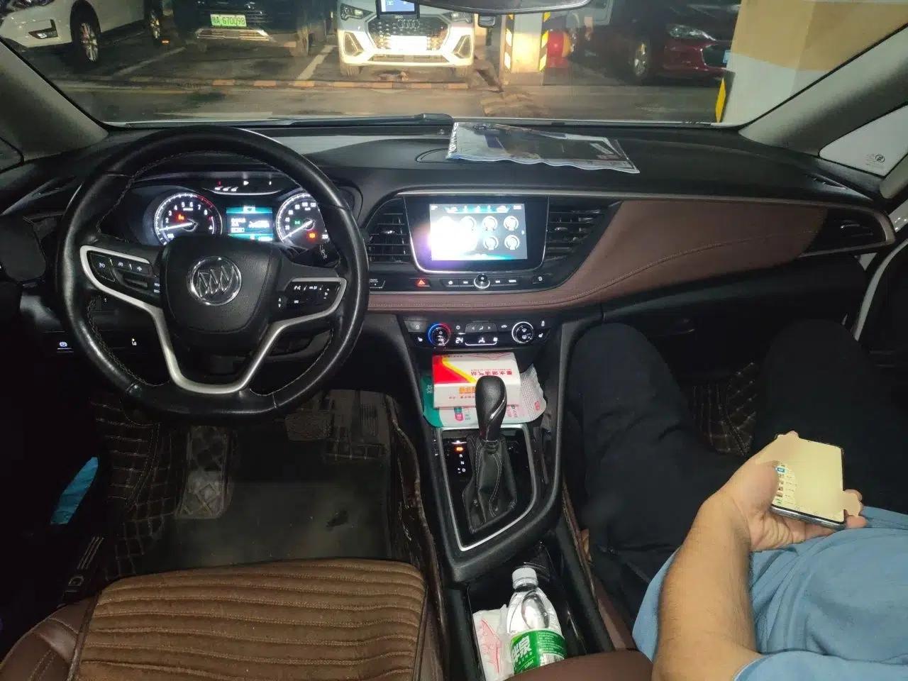 Buick GL6 2018 18T 6-Seater Luxury Model — миниатюра 9