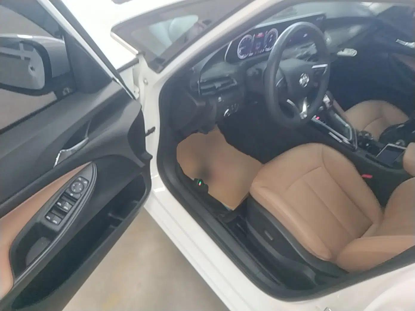Buick GL6 2021 323T Mild Hybrid Connect Luxury Model — миниатюра 18