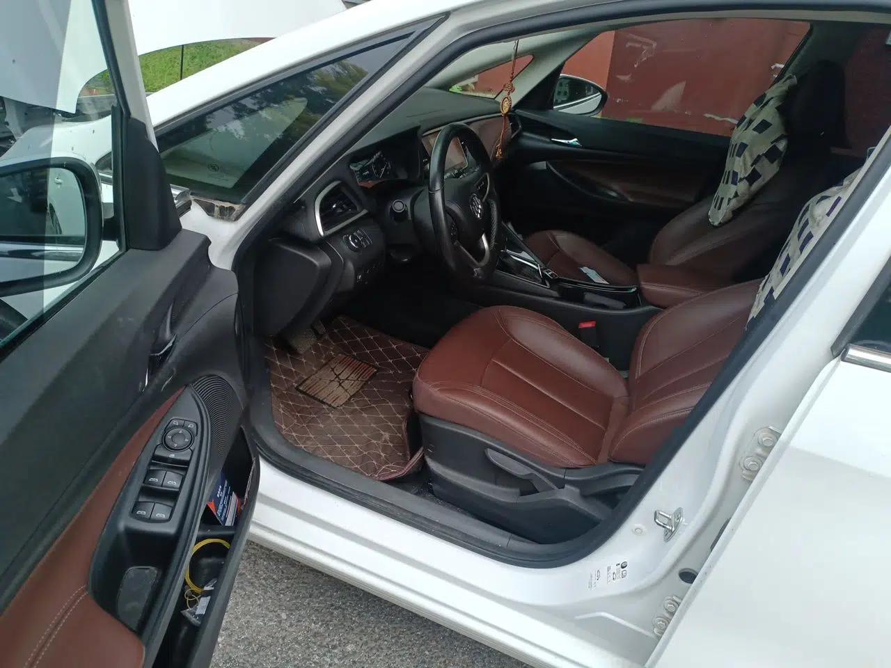 Buick GL6 2019 18T 6-Seater Connected Luxury Version China V Standard — миниатюра 16