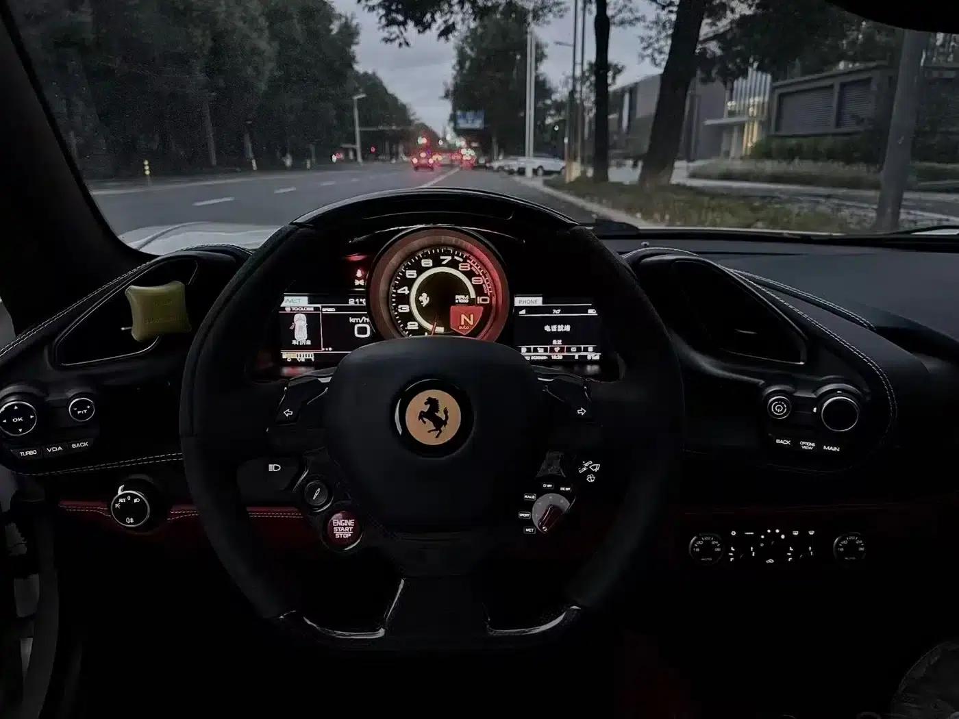 2015 Ferrari 488 GTB — миниатюра 9
