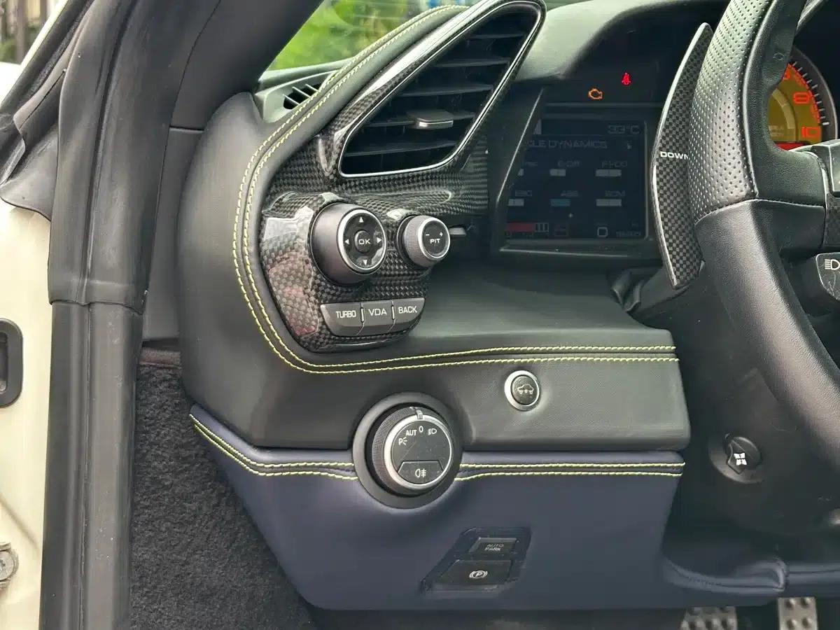 2015 Ferrari 488 GTB — миниатюра 19