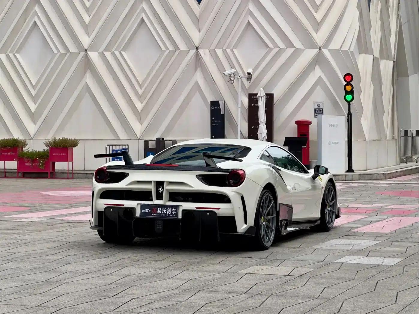 2015 Ferrari 488 GTB — миниатюра 4